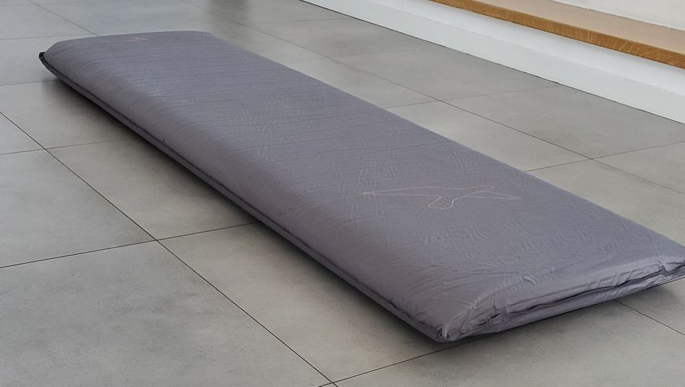 Mata samopompująca Easy Camp 10 cm