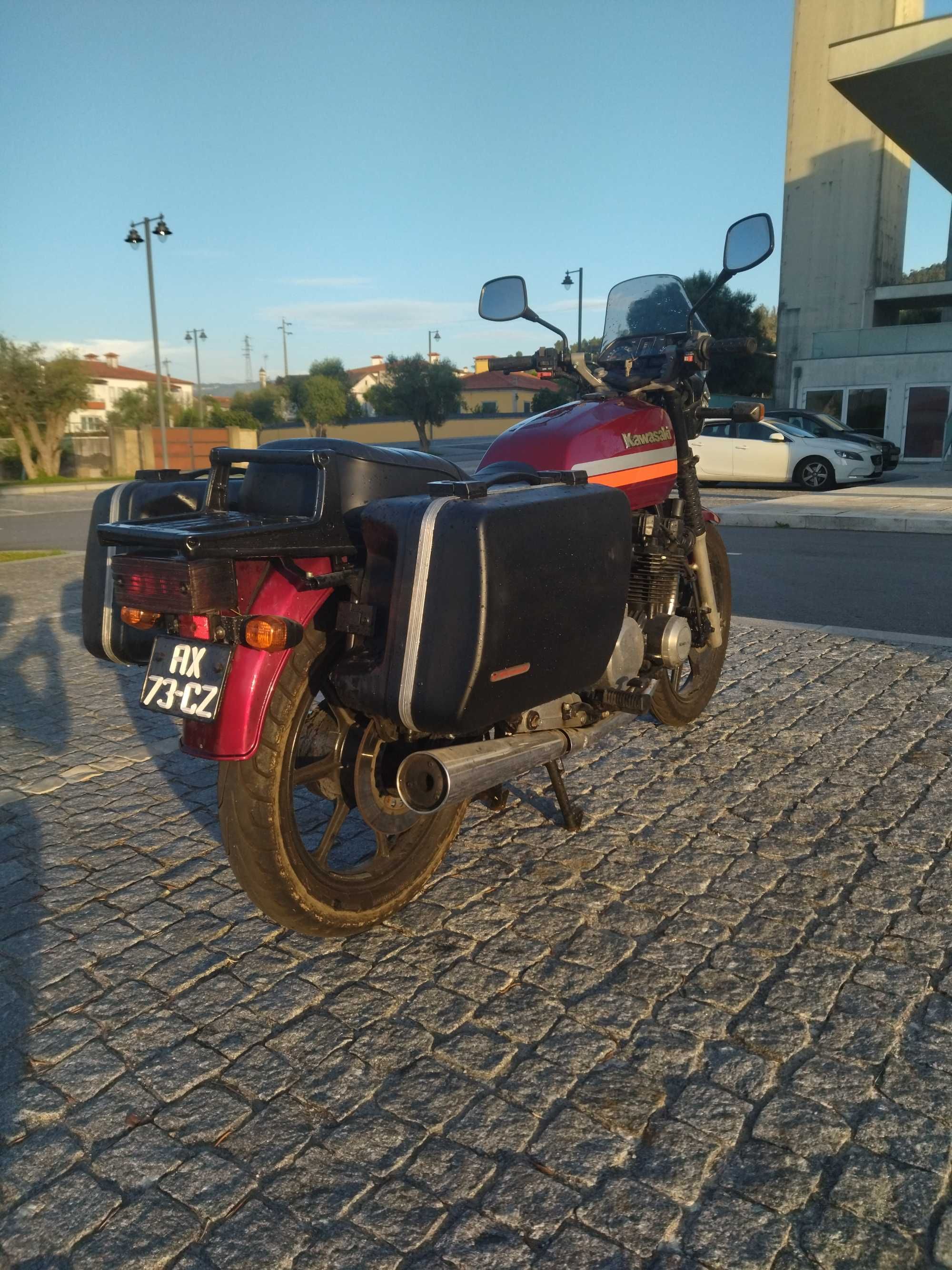 Kawasaki z750gt impecável