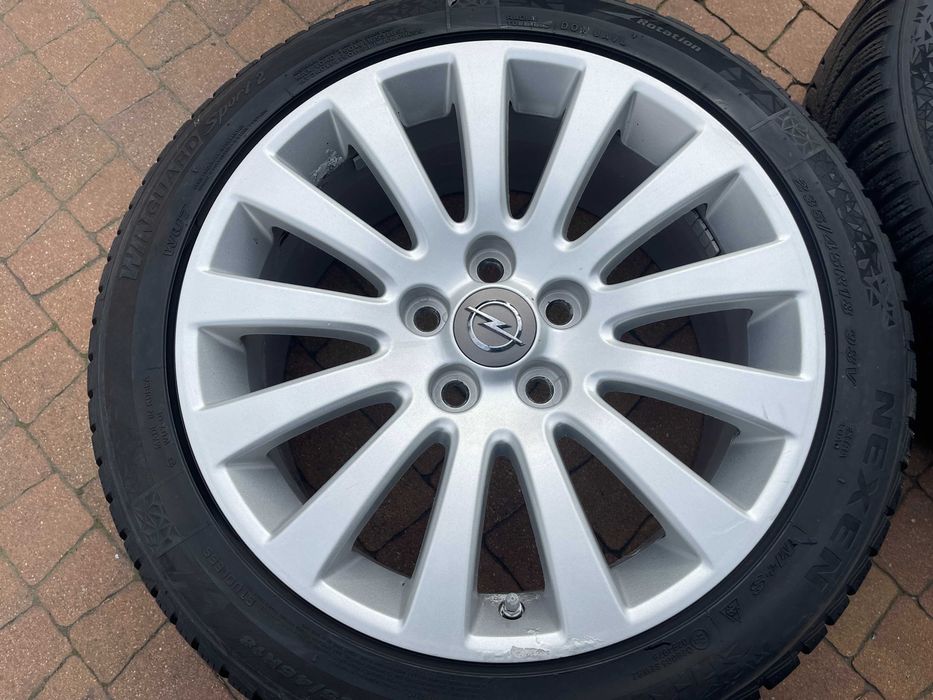 3882. Koła zimowe Insignia A 5x120 245/45/18 oryginalne Nexen 2023r