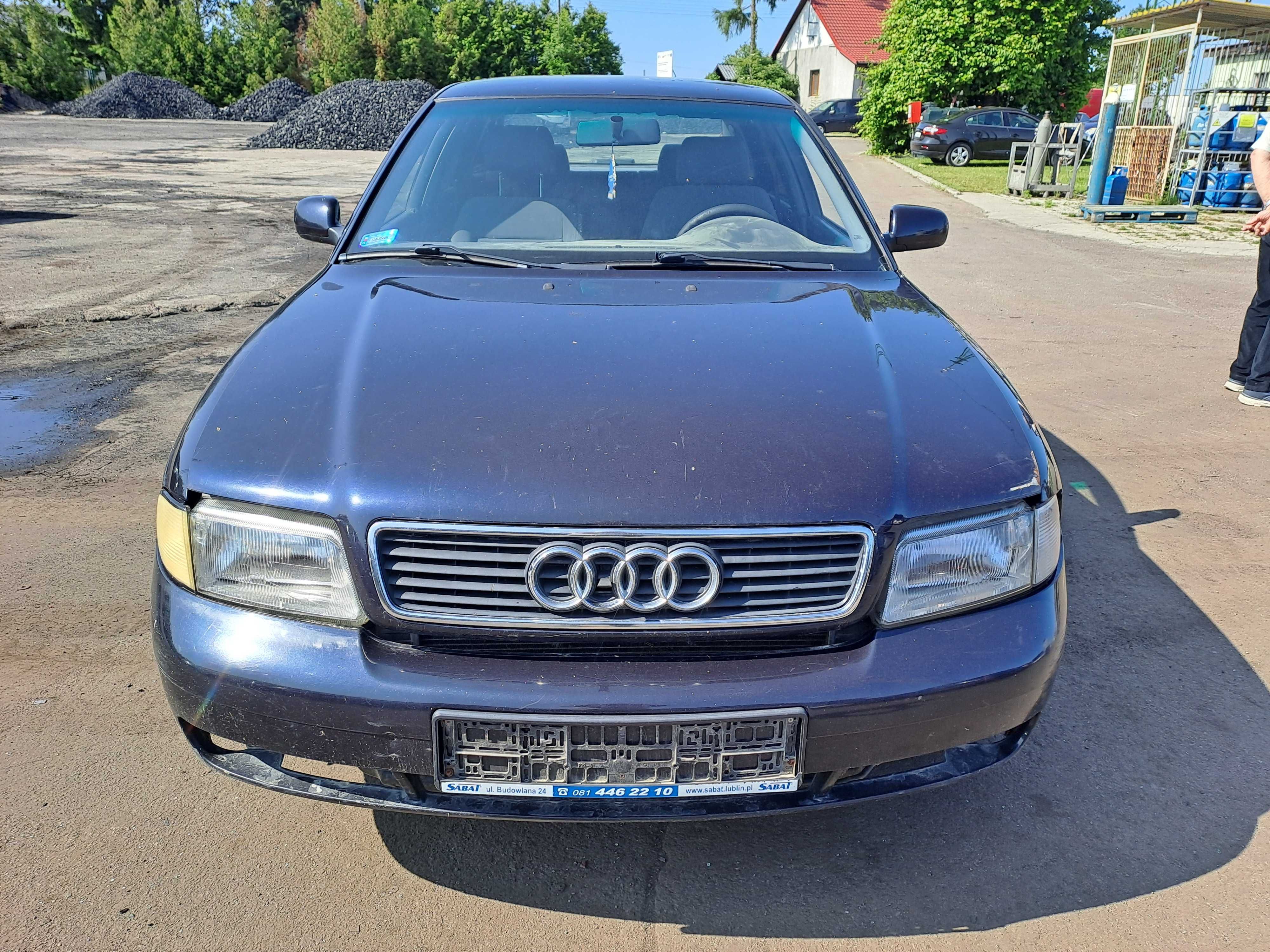 Audi a4b5, 1998r, 1.6 - na części.