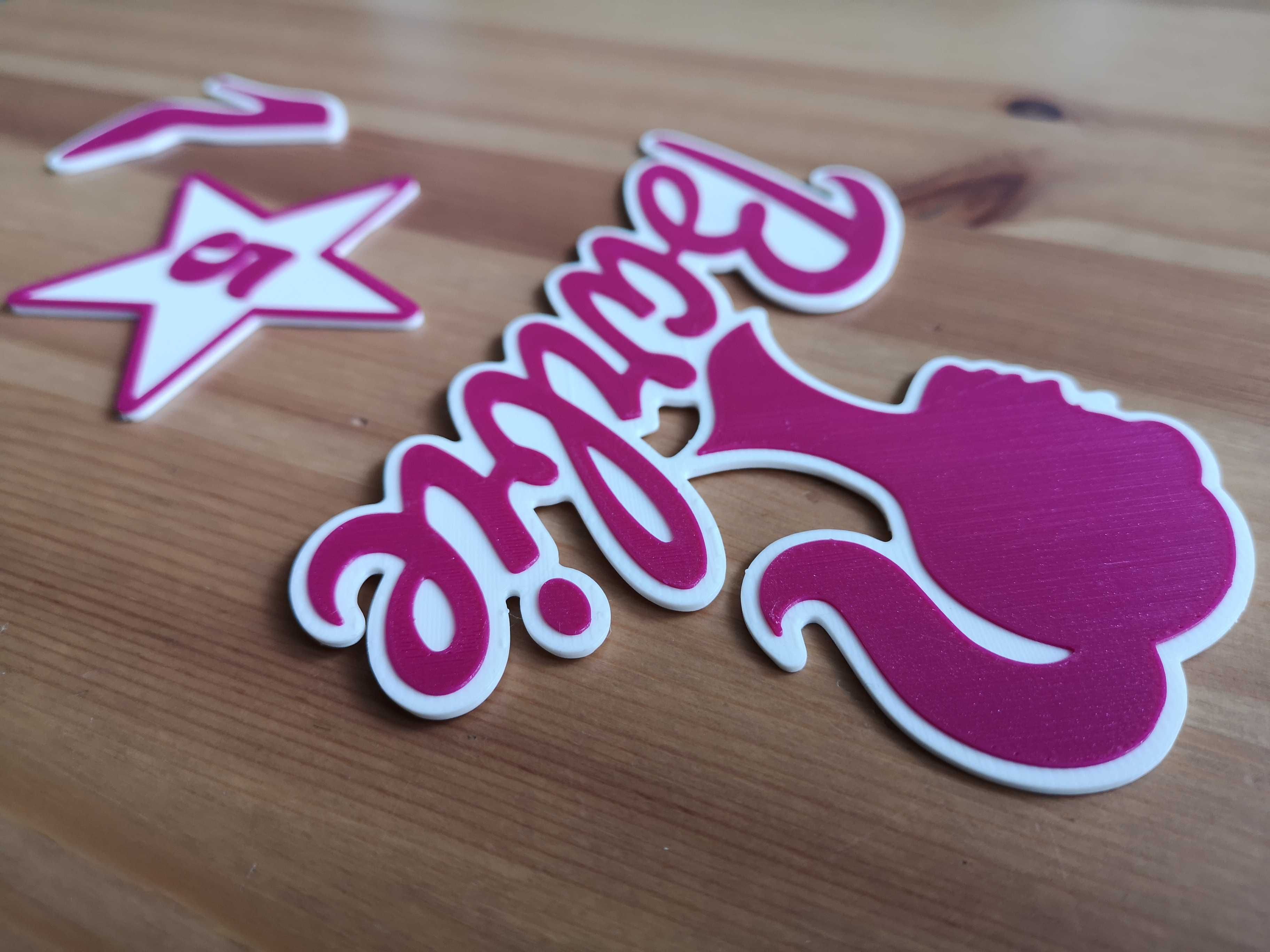 Personalizowany zestaw dekoracji na tort Barbie w kolorze Rubinowy Róż