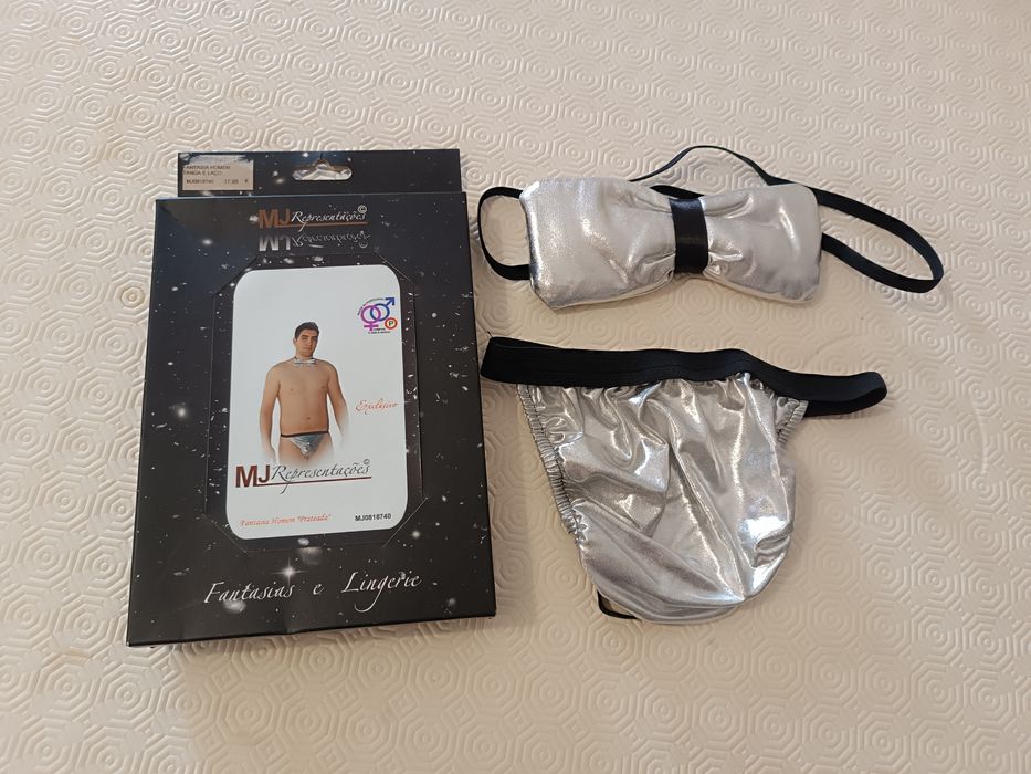 Conjunto Lingerie Masculina Prateada. Tanga e Laço