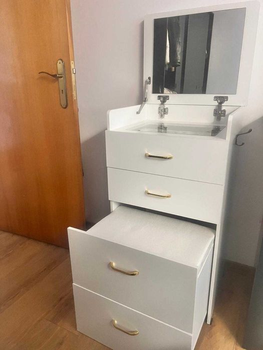 Penteadeira  de maquilhagem