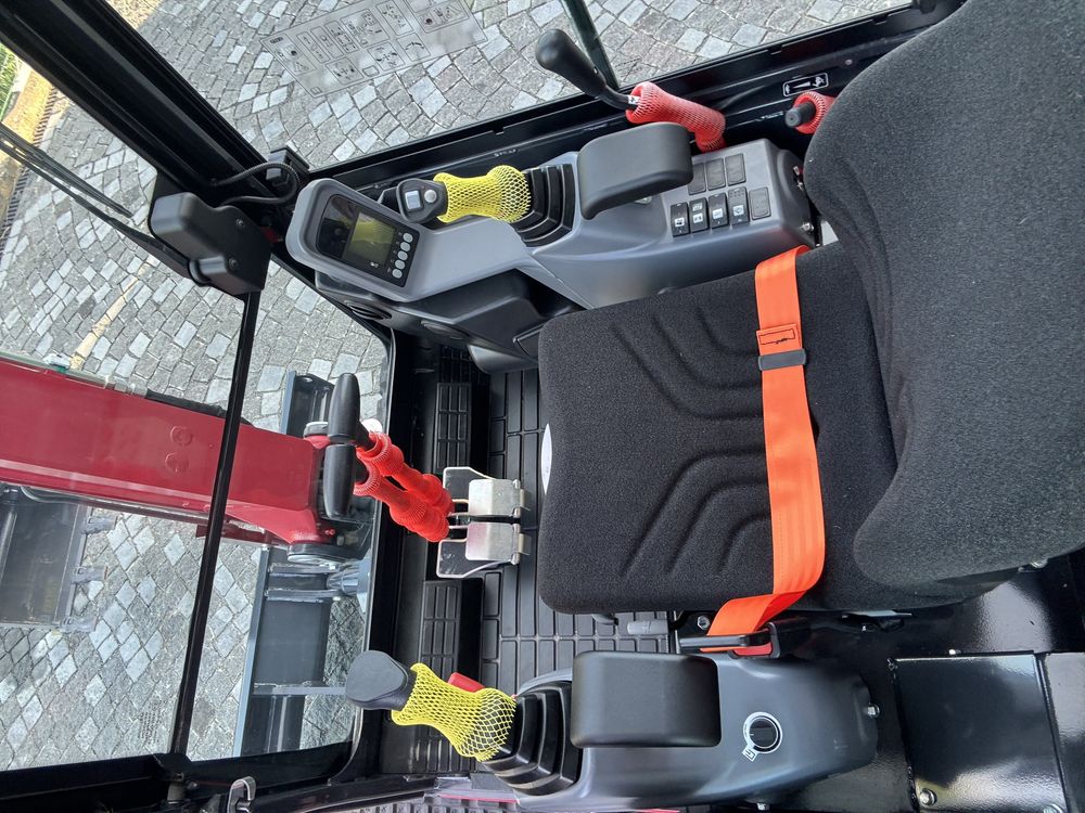 Міні екскаватор YANMAR SV 22 (японія) новий