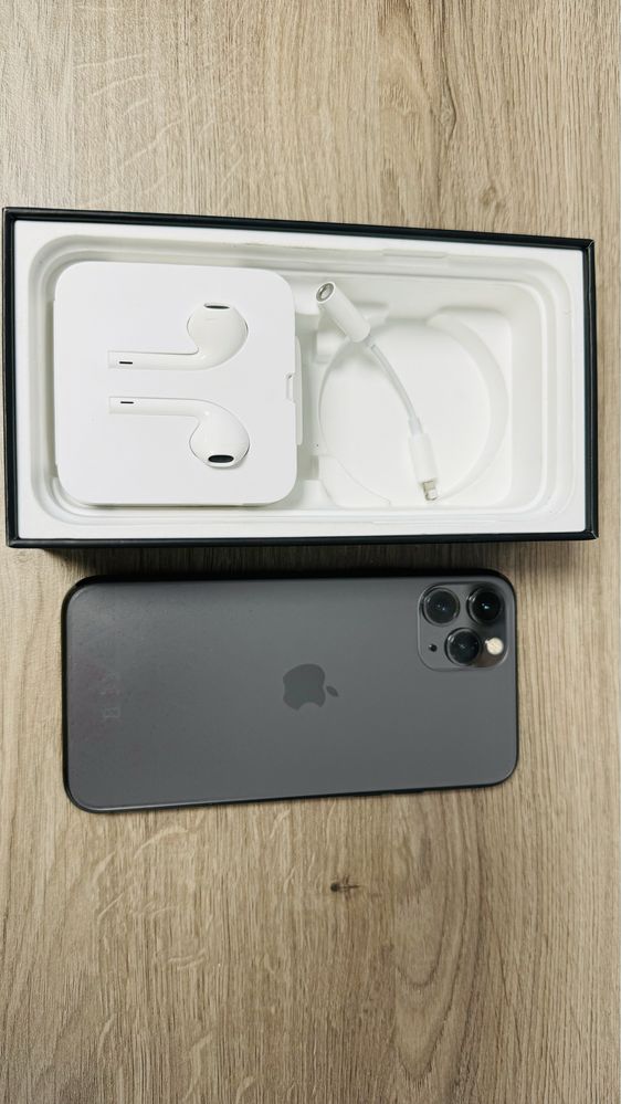 iPhone 11  Pro 64 GB