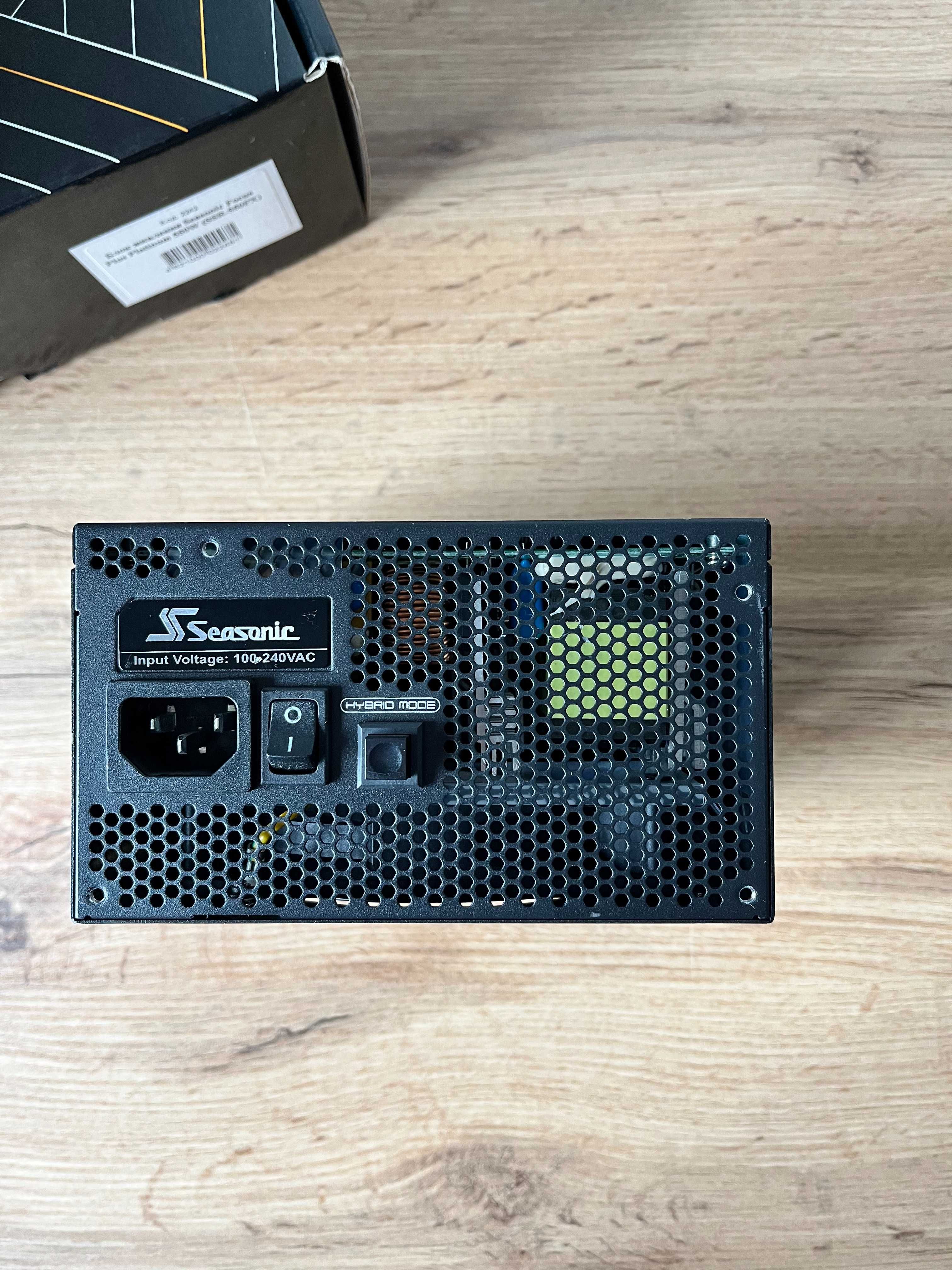 Блок живлення Seasonic Focus Plus Platinum 550W (SSR-550PX)