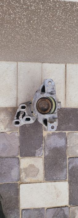 Подушка акпп Mercedes