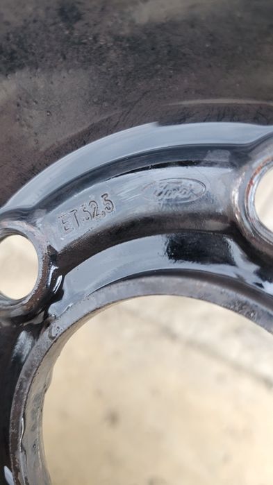 Felgi stalowe FORD VOLVO 5x108 17cali kuga mondeo plus kołpak