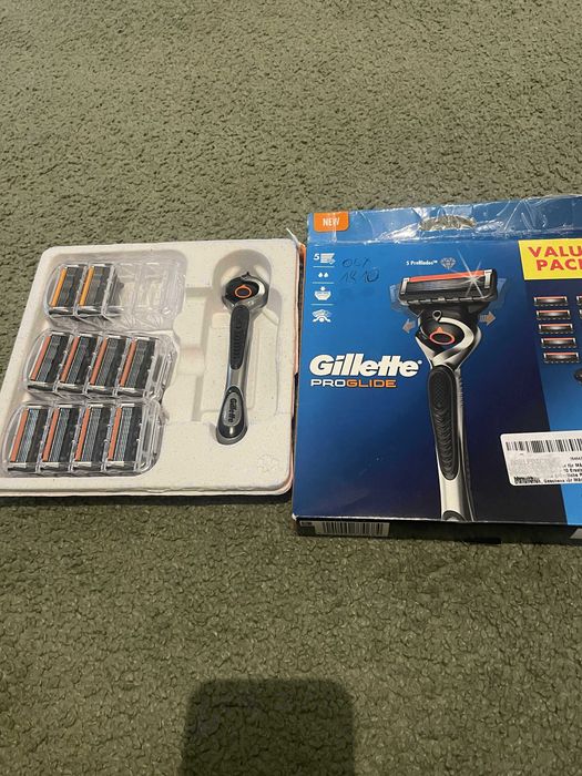 Gillette Proglide maszynka + 10 wkładów ostrzy wymiennych 1810