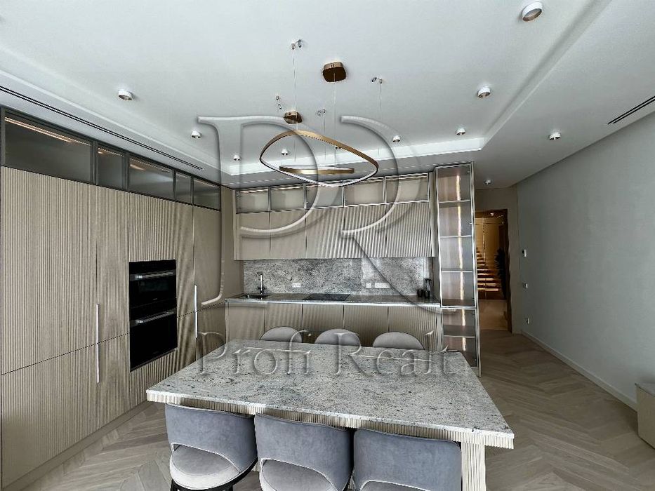 Продаж 4 кімн. квартири вул. Антоновича, 109/м.Палац Україна/Центр