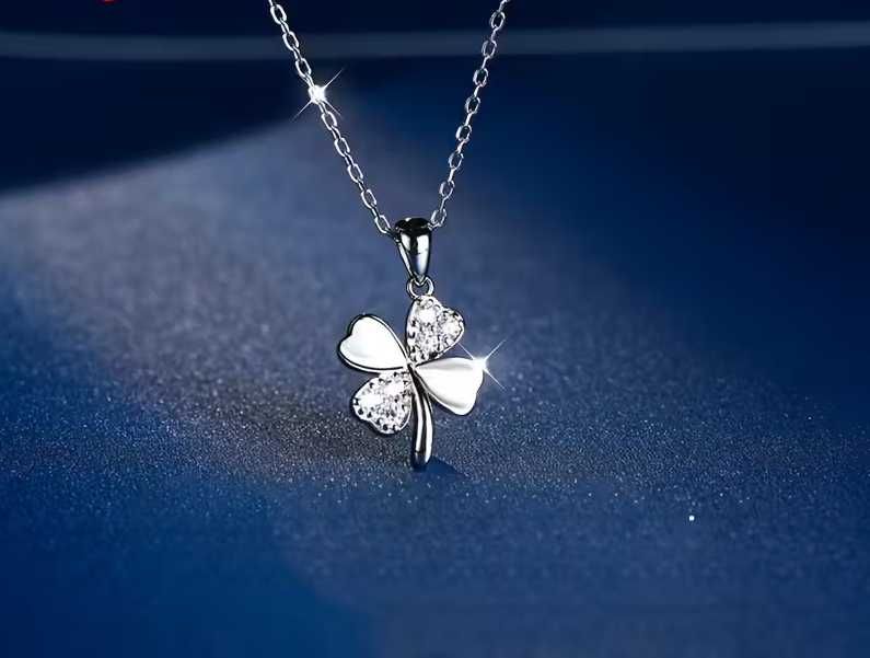 Срібне жерельє з клевером S925