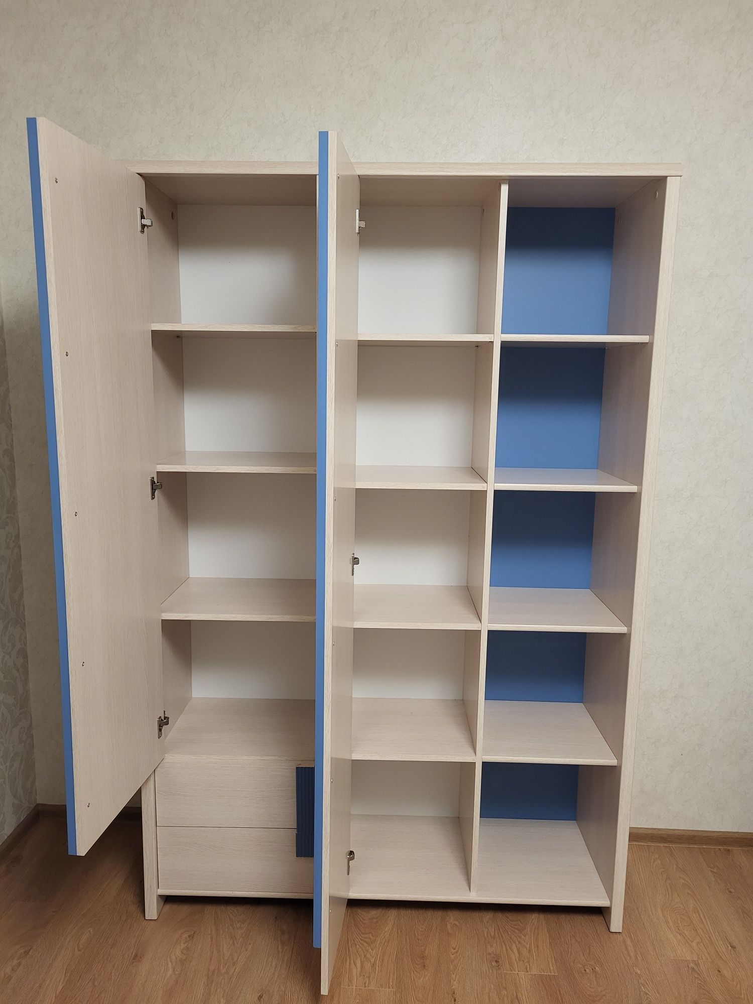 Продам якісні меблі БРВ Капс в дитячу кімнату