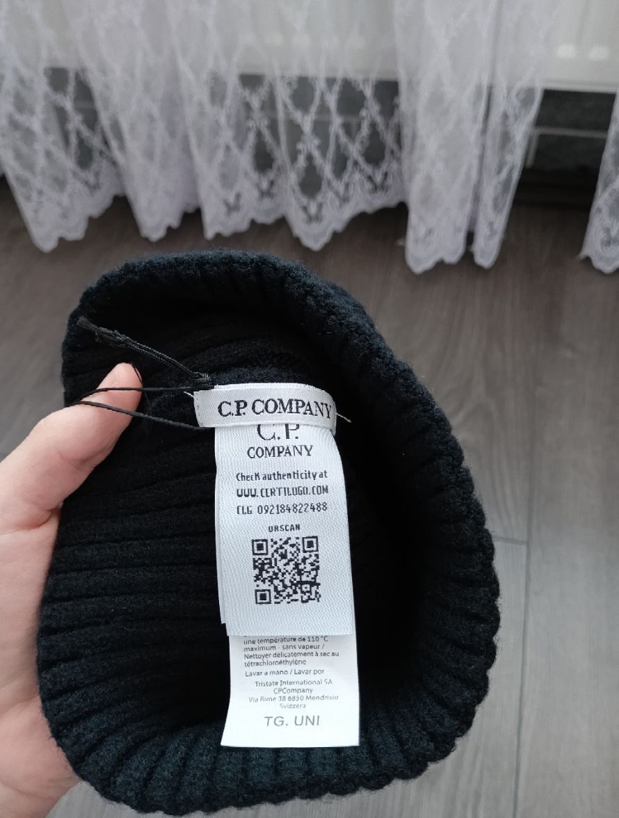 Шапка C.P Company