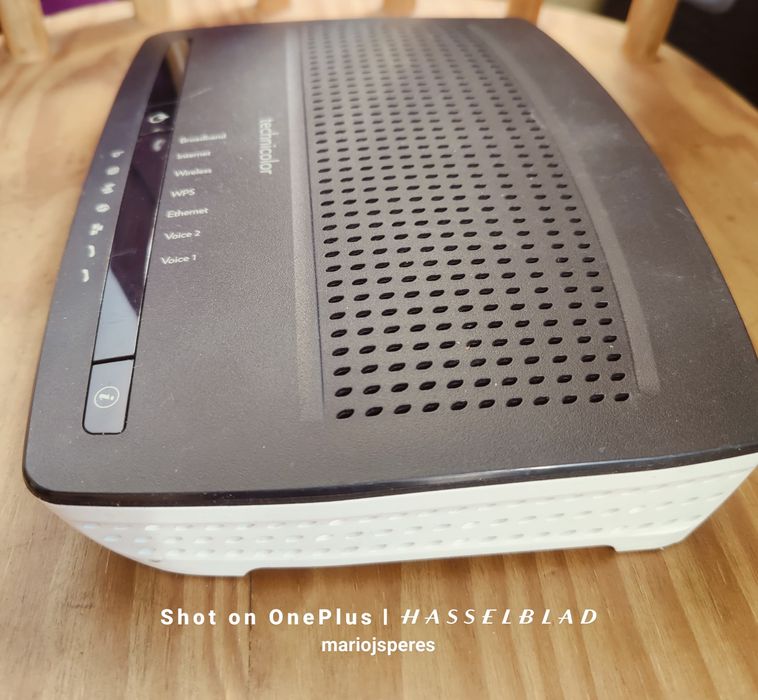 Router technicolor TG784n V3