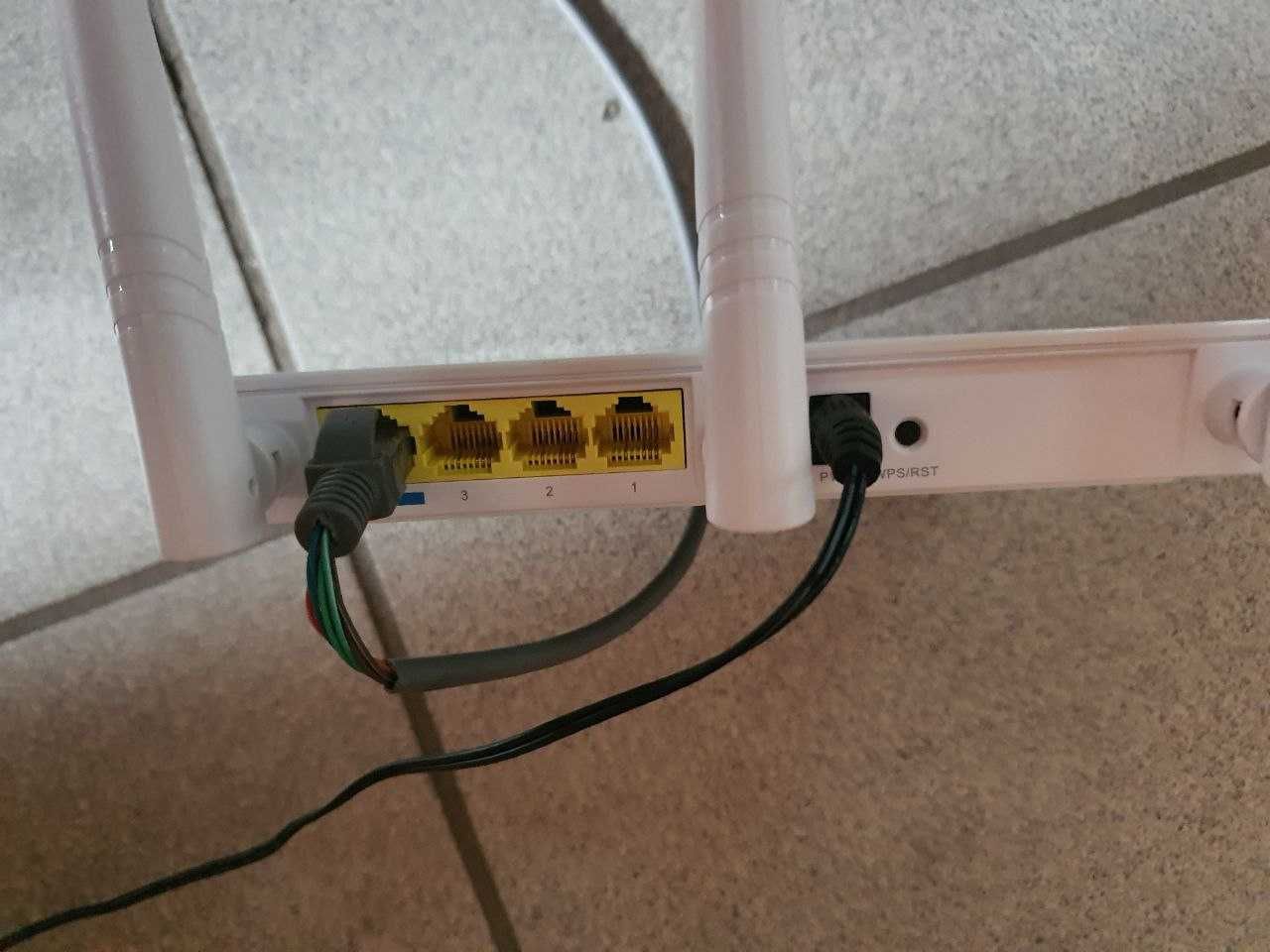 Роутер Tenda N300 состояние нераб.