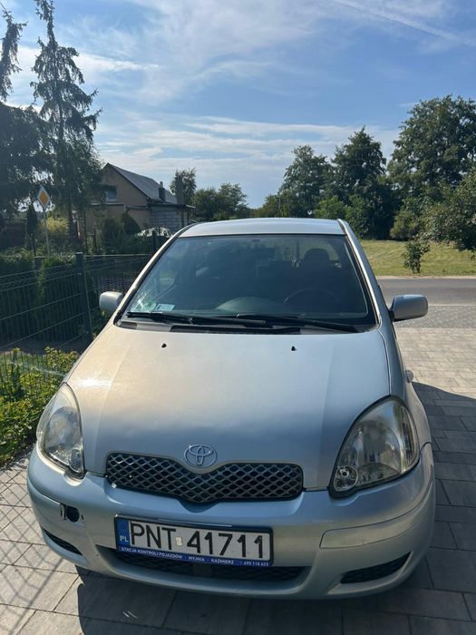 Toyota Yaris 2004 r
