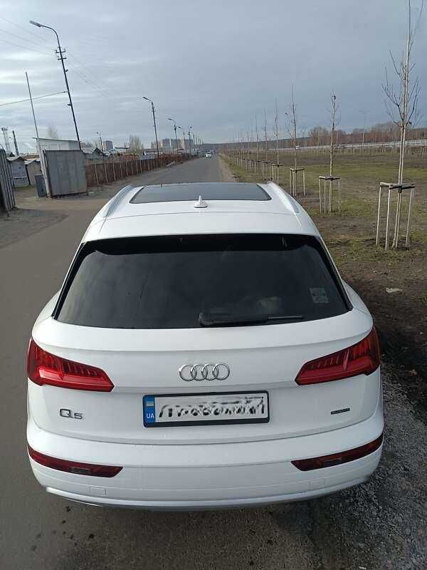 Продвю Audi Q5 2019 - ауді кю5 2019 року