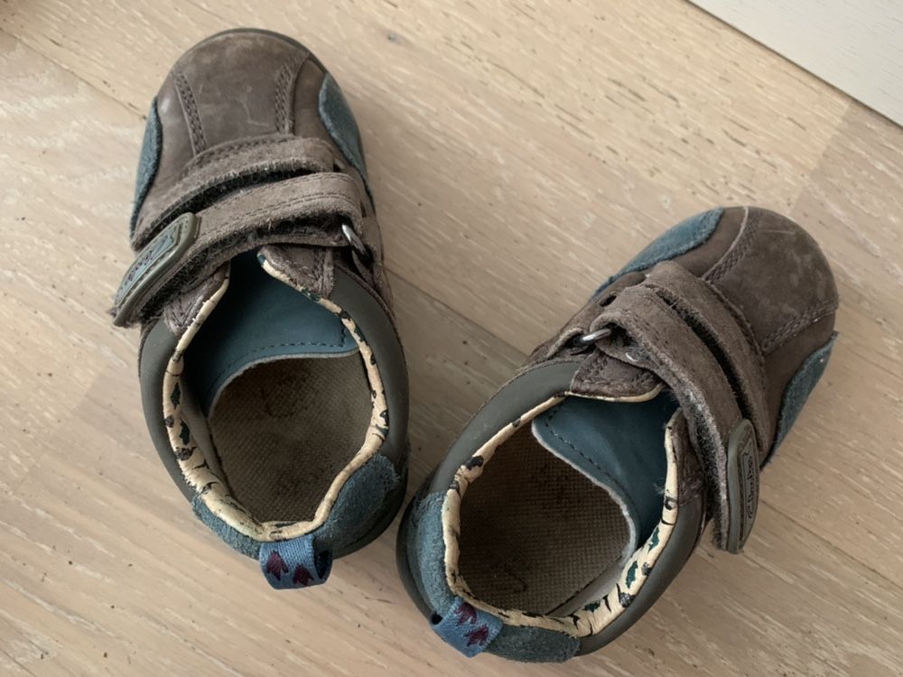 Skórzane buty buciki adidaski firmy clarks rozm 21