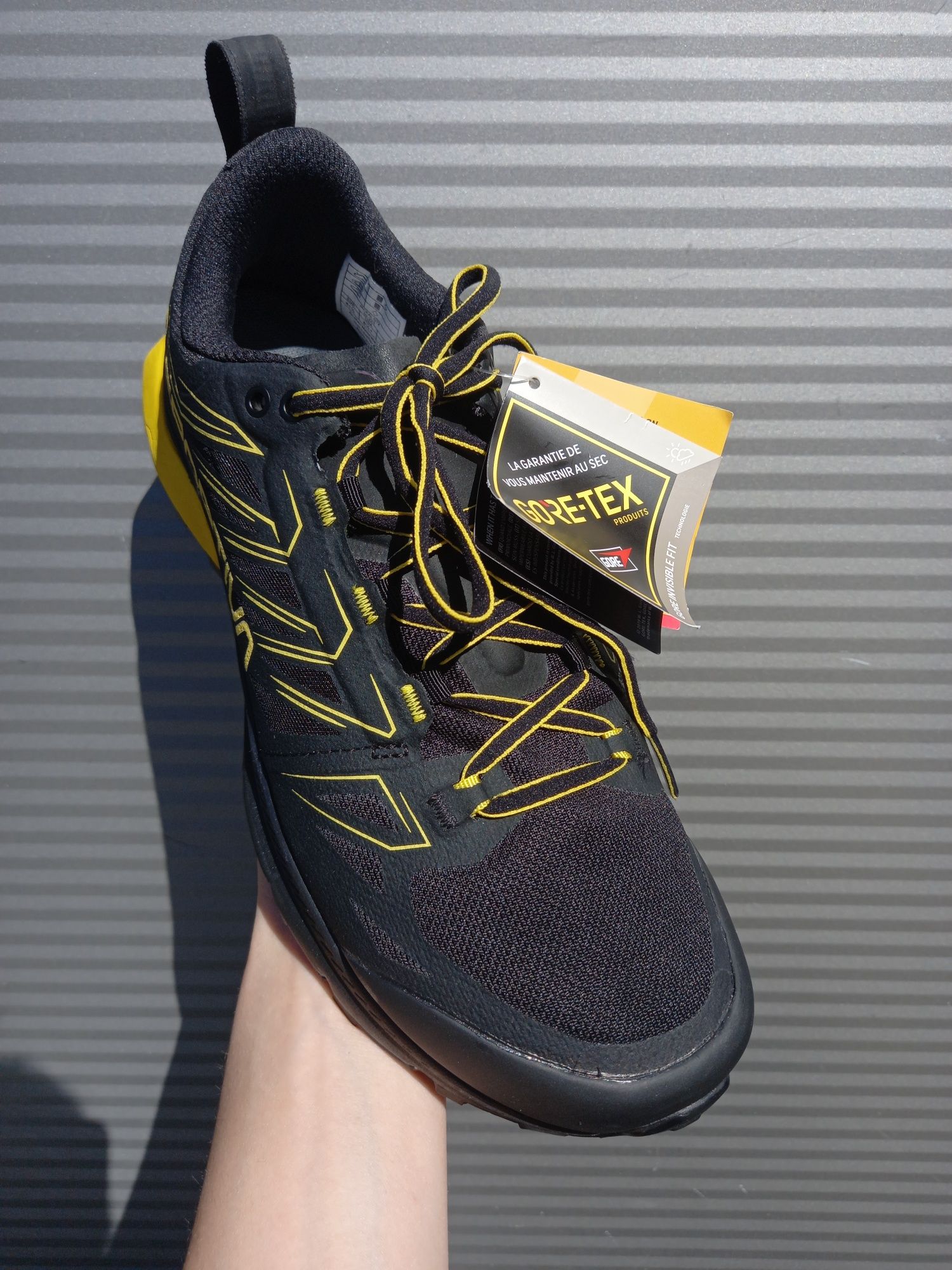 Buty do biegania w terenie trailowe La Sportiva Jackal GTX r. 41 ½