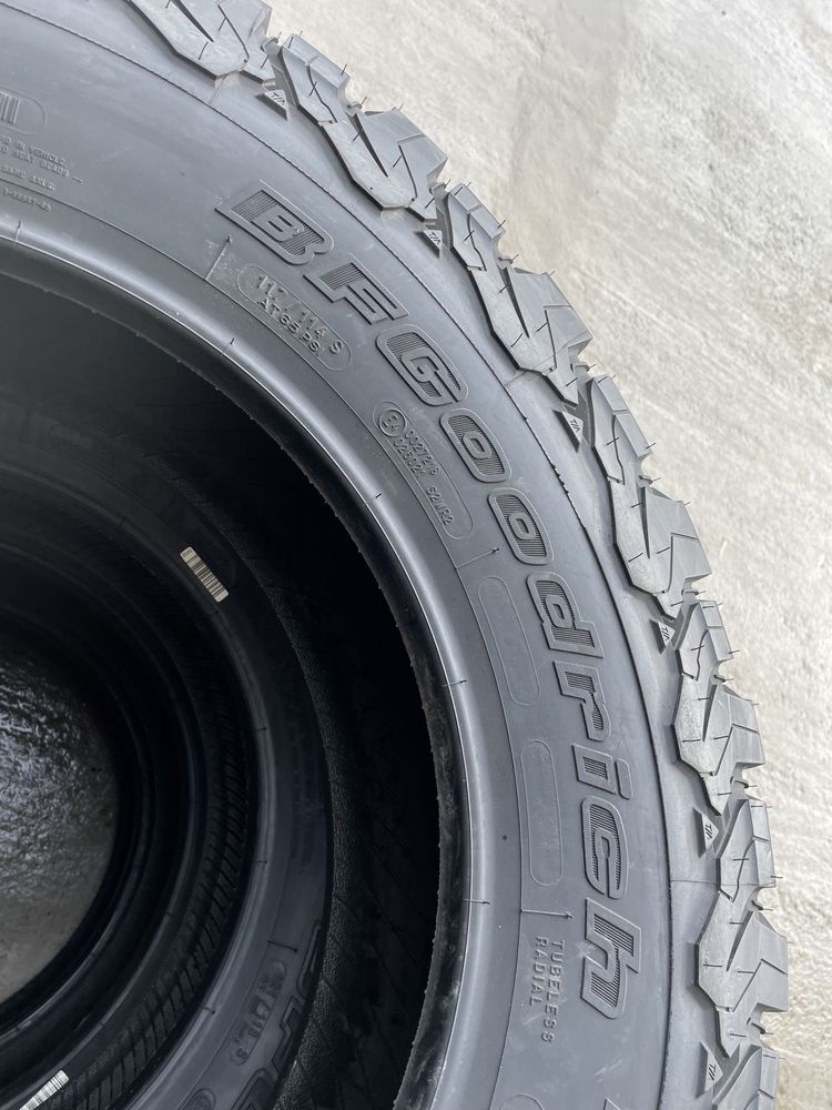 255/70/18 BfGoodrich All-Terrain T/A KO2