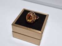 Złoty pierścionek z kamieniem pr.585 waga 5,99g rozmiar 18 Kraków W