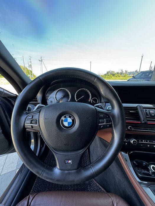 Bmw f10 2011 p.                                         .