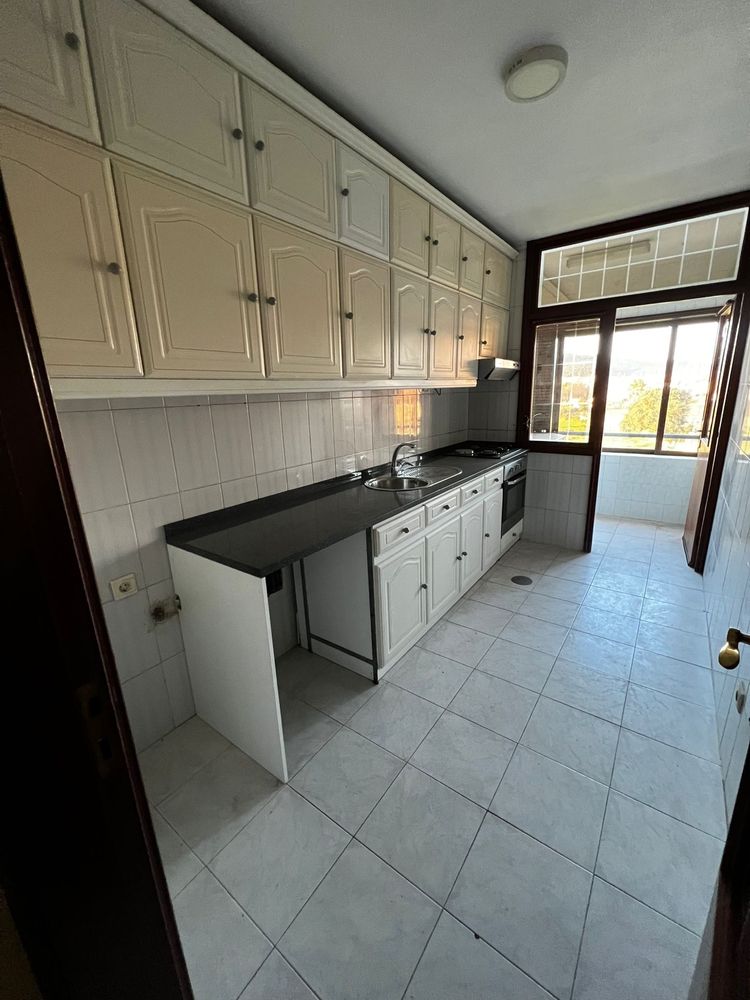 Apartamento t2 último andar c/ elevador