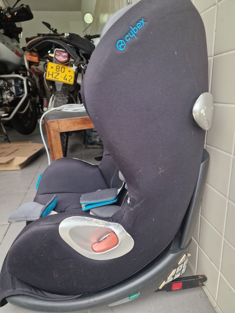 Cadeira auto cybex sirona