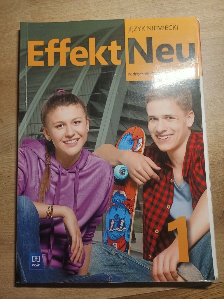 Podręcznik Effekt Neu 1