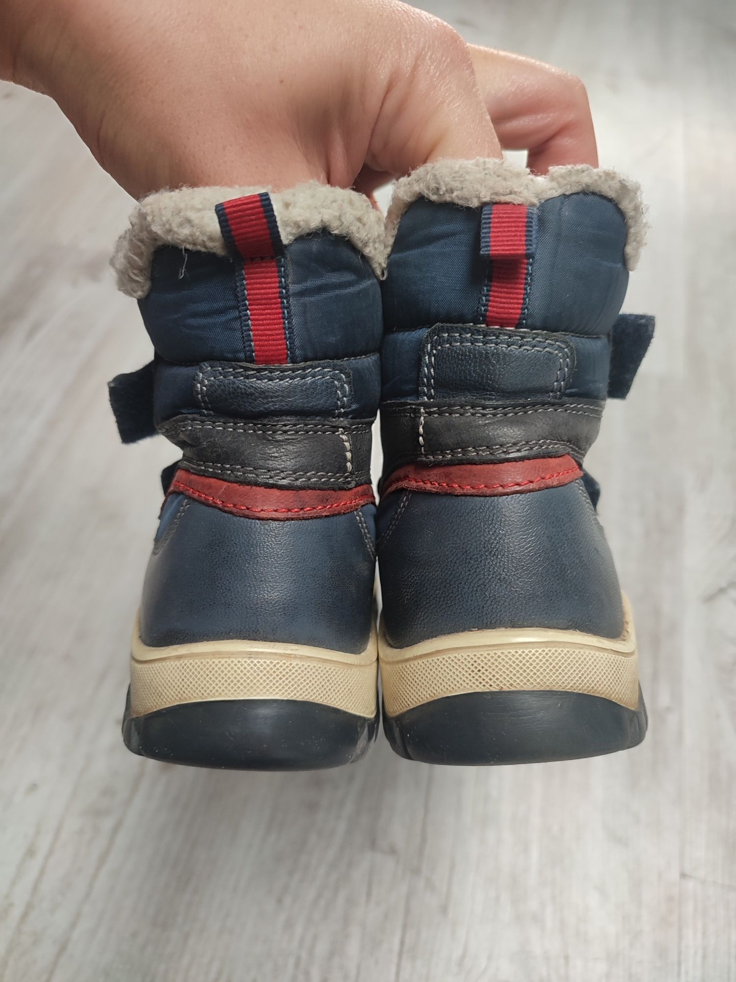 Lasocki 26 buty chłopięce śniegowe zimowe ocieplane kozaki futro rzepy