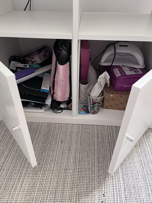 KALLAX estante 77x77 com duas portinhas