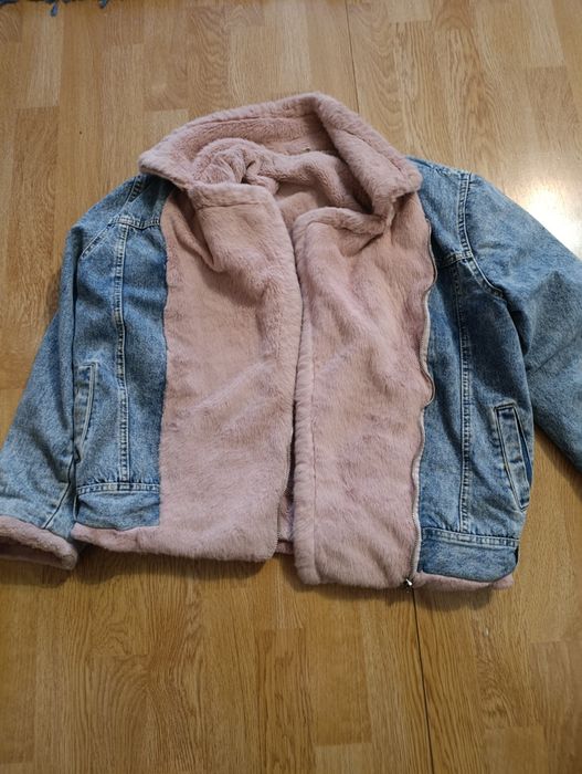 Продам джинсову куртку