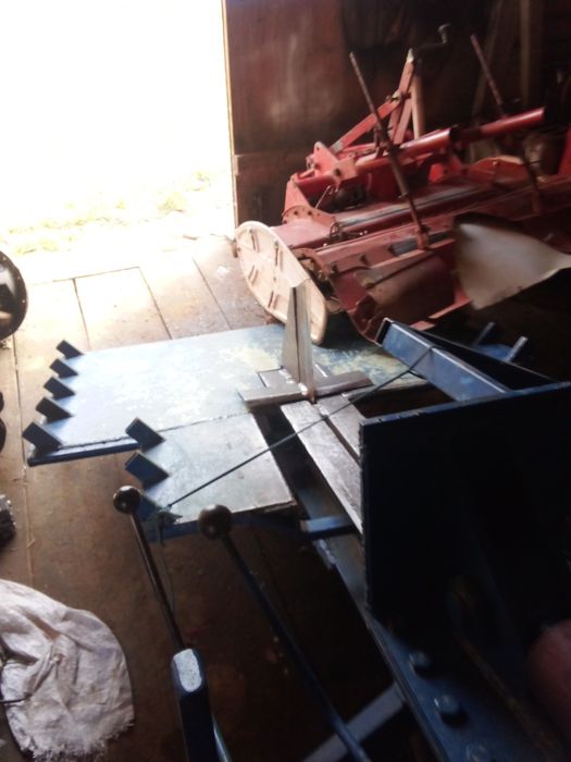 Продам дроворуб на бензині