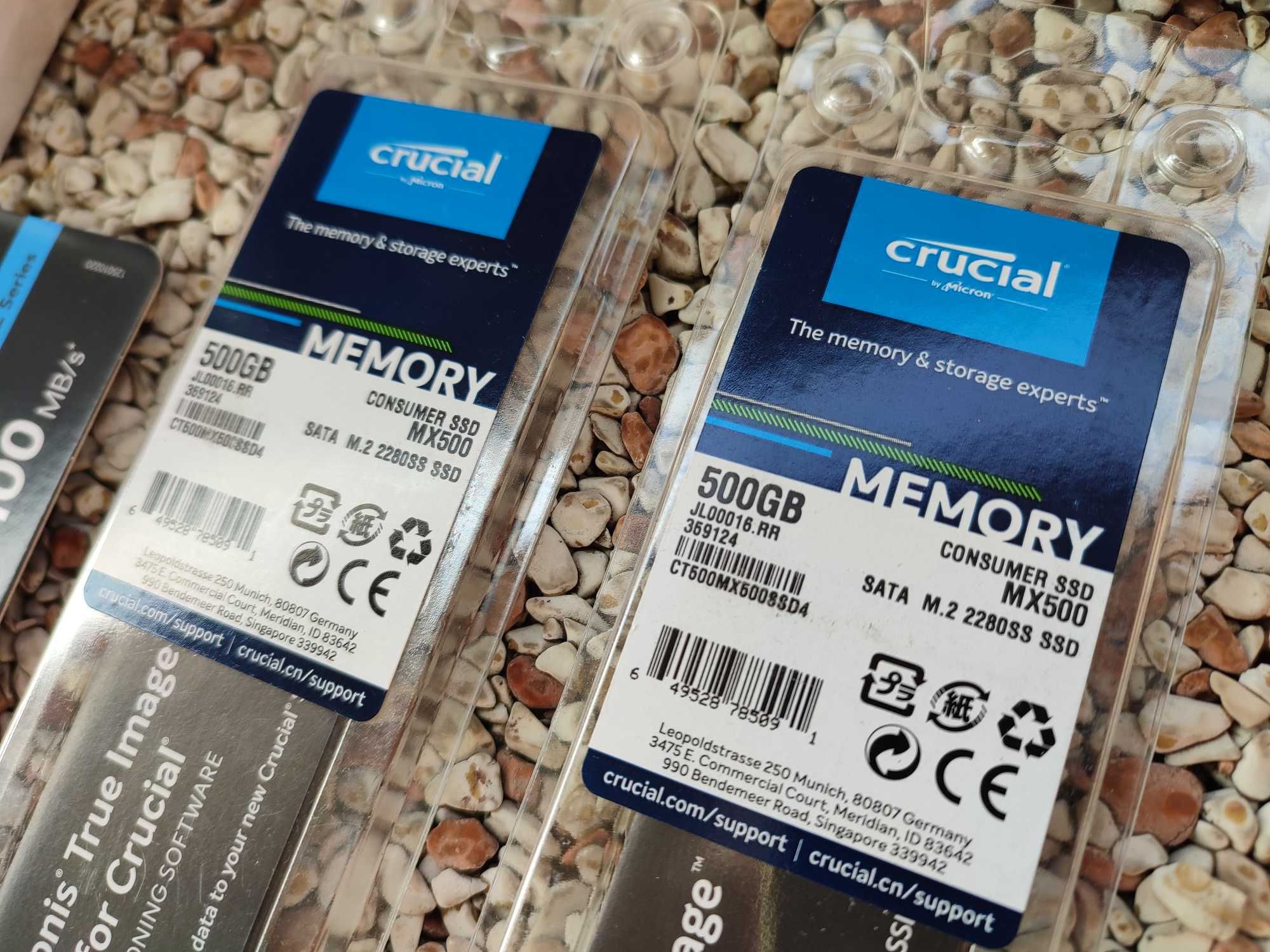 Karta pamięci Lexar 64GB + 2x SSD Crucial MX500 500GB + 2x obudowy m.2