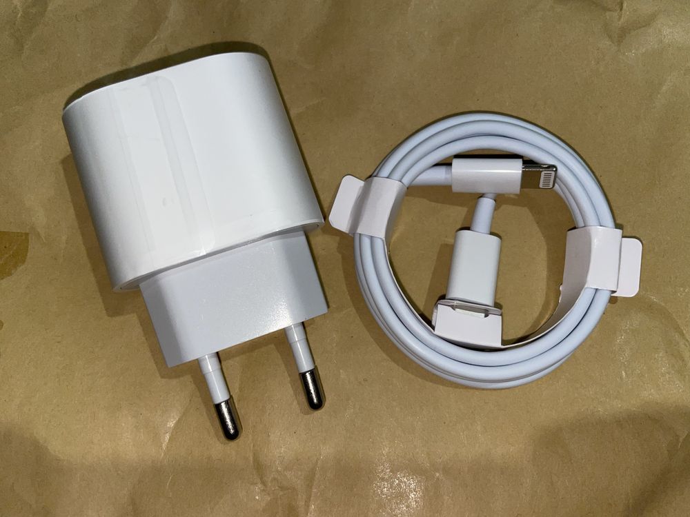 Быстрая зарядка type-c 20w iphone