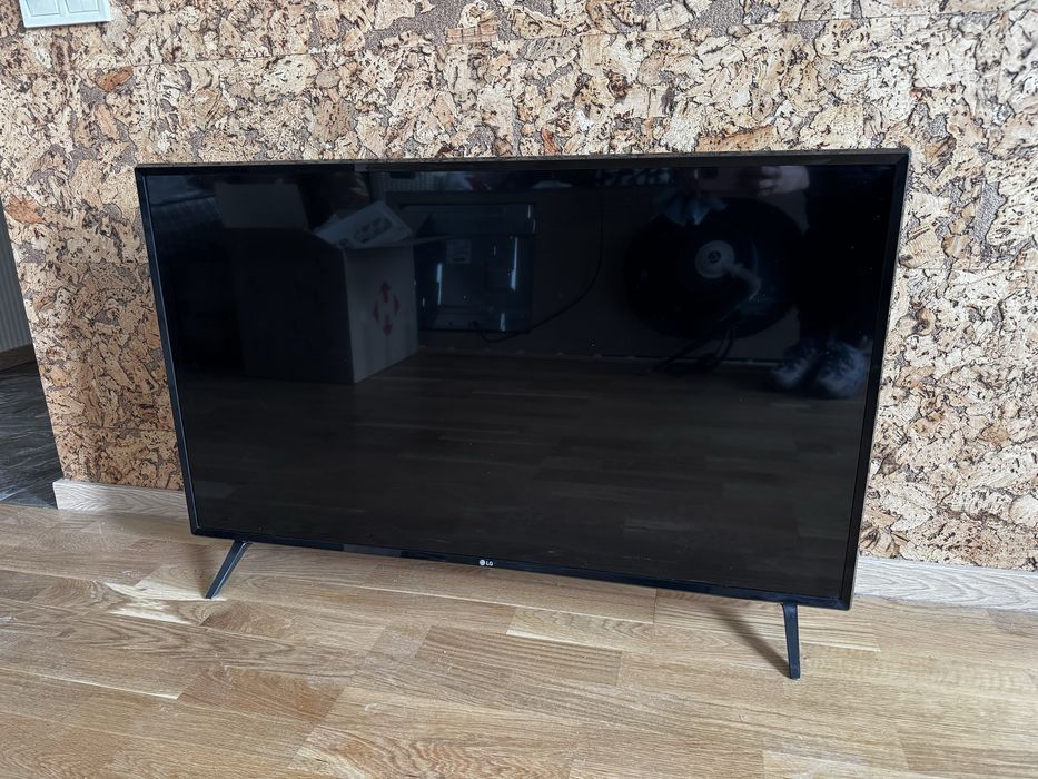 Телевізор LG 43” дюйма SMART TV