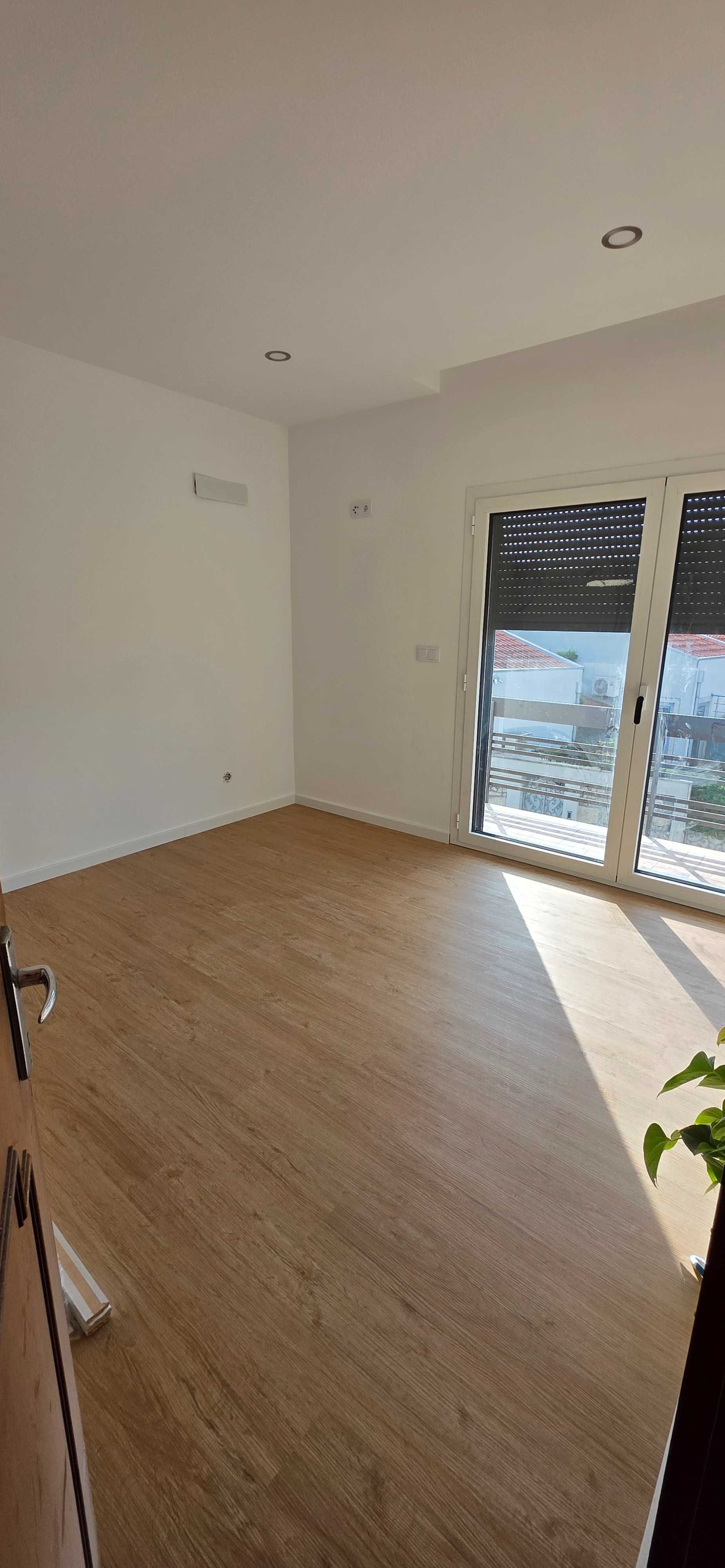 Moradia renovada T4