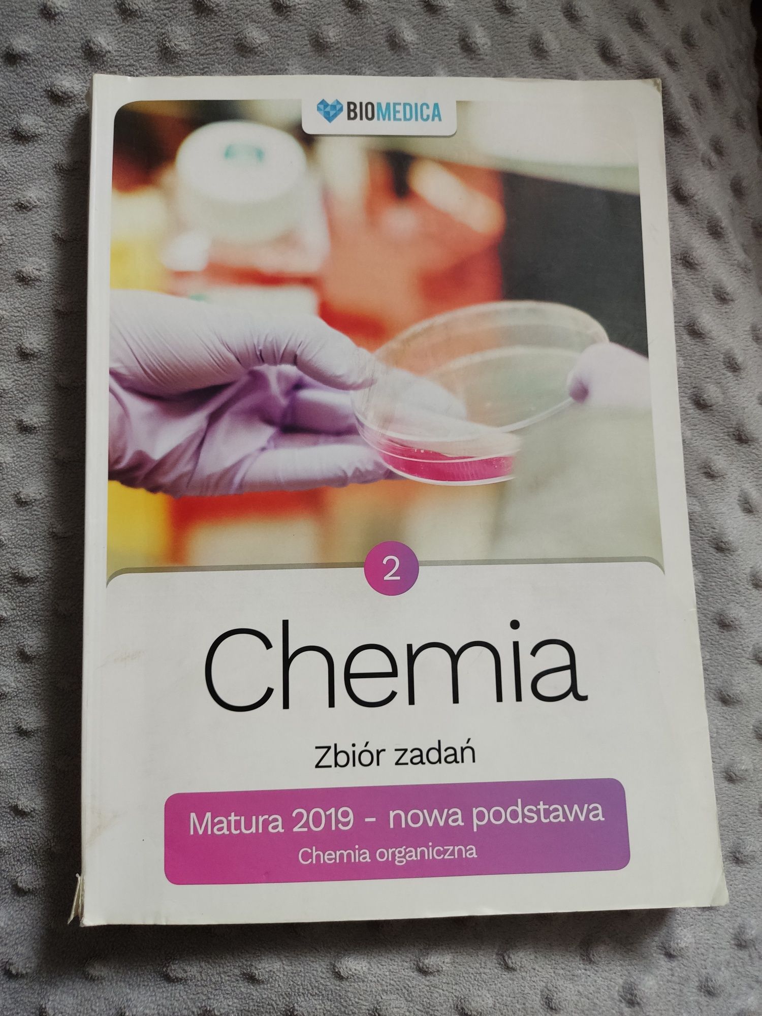 Zbiory zadań chemia Biomedica cz. 1 i 2