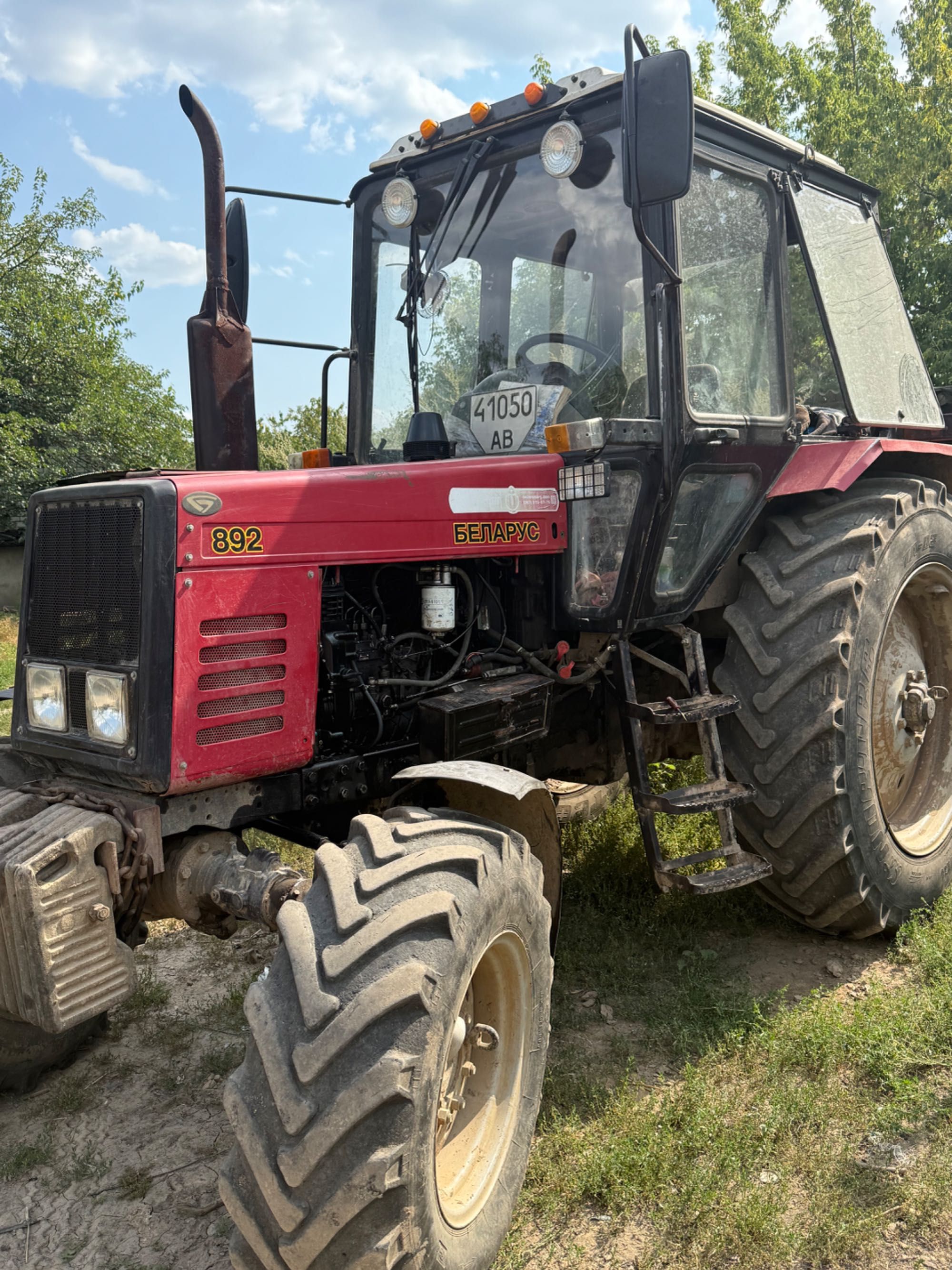 Продам трактор Мтз 892