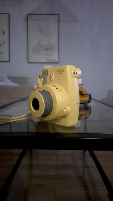 Fujifilm Instax Mini 8 – aparat natychmiastowy (żółty)