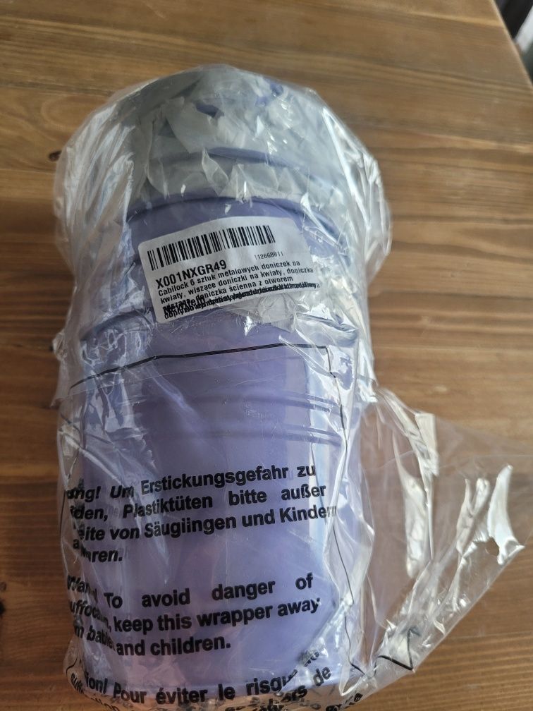 Doniczki z metalu, kolor fioletowy, 2 haczyki do zawieszenia, kwiaty,