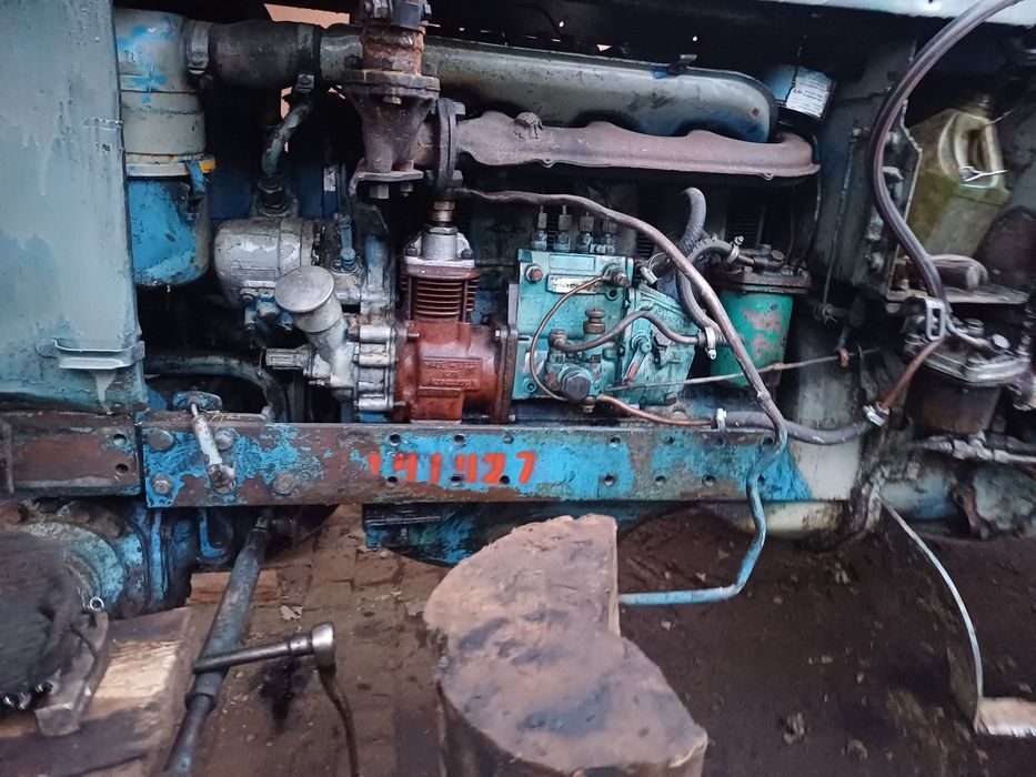 Продам двигун д 144 для т 40