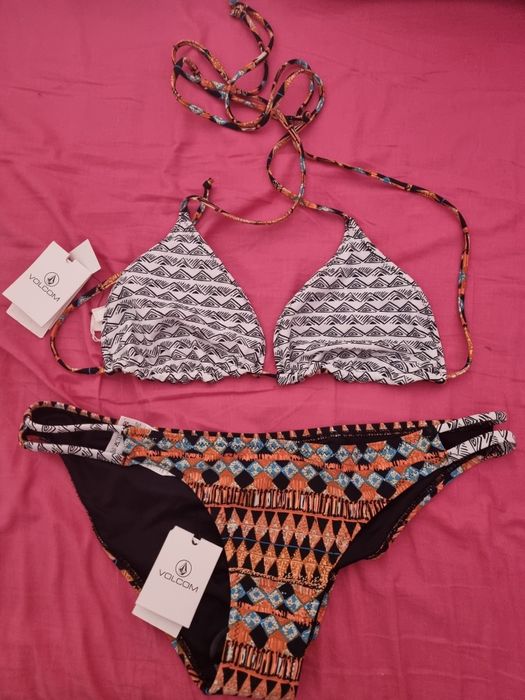 Bikini volcom reversível novo