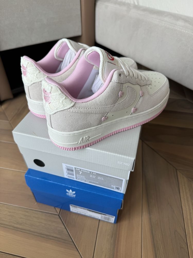 Original Nike Air force 1 low ‘valentines day 2025 (in box)