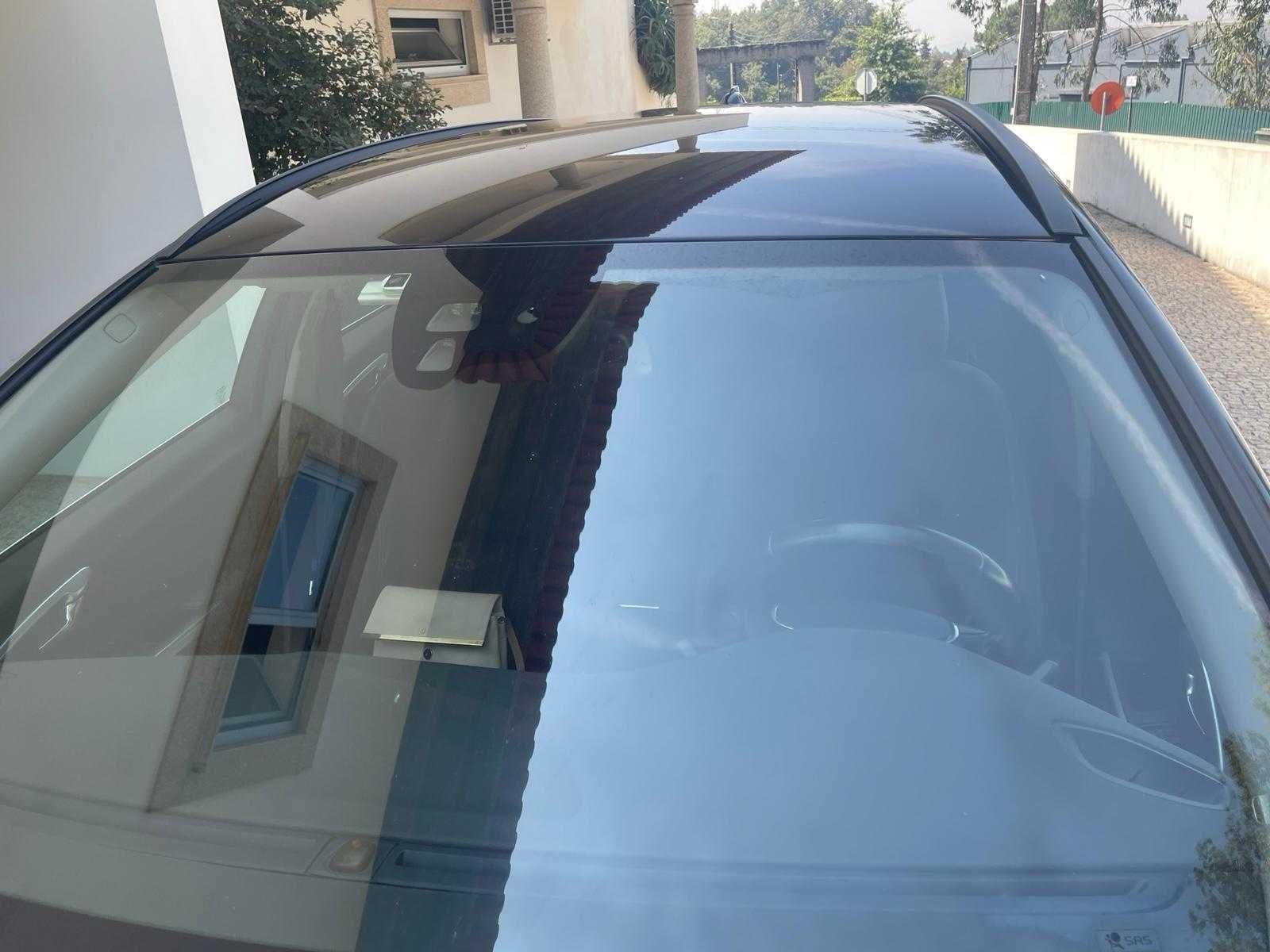 Volvo V60 Preto Safira de 2013 - Muito Bom estado