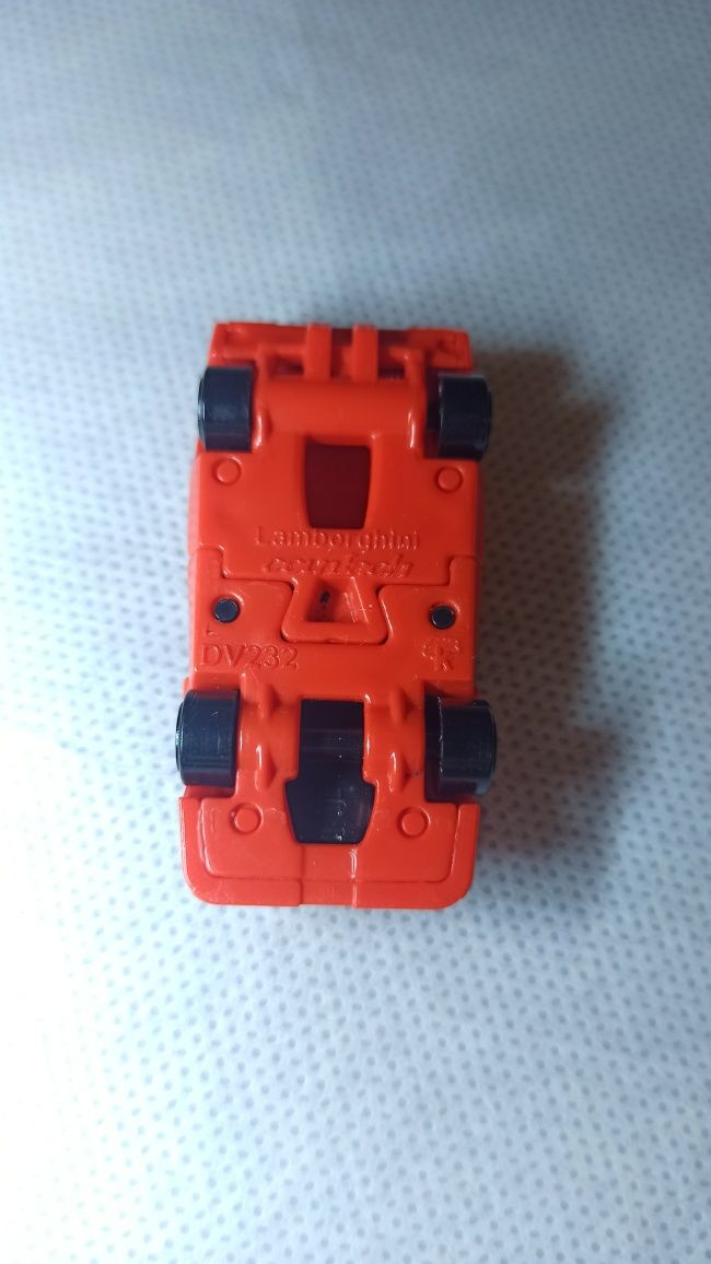 Модель машини Kinder Lamborghini Countach