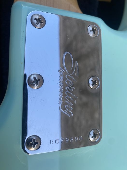 Gitara basowa Sterling
