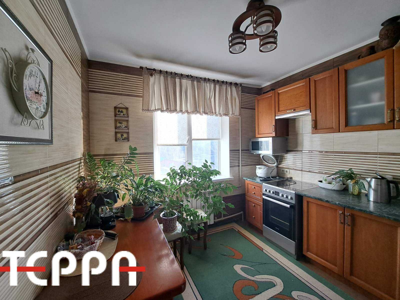 Продам двокімнатну квартиру в Шевченківському районі, вул. Криворізька