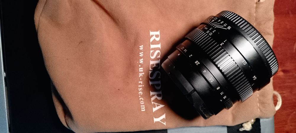 Светосильный объектив 35 мм F1.2 Risespray на систему MFT Panasonic