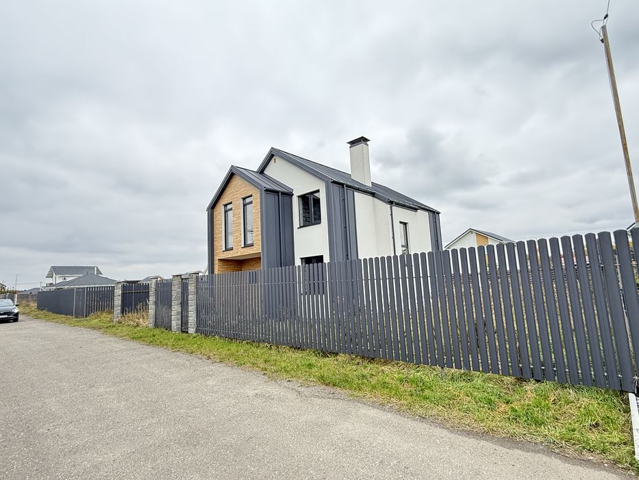 Продаж  будинку 150 м² з гаражем, 12 соток, у “Сім Озер”, с. Крушинка